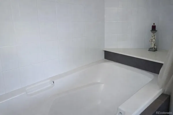 $280,000 | 15475 Andrews Drive, Unit 304, Denver, CO 80239