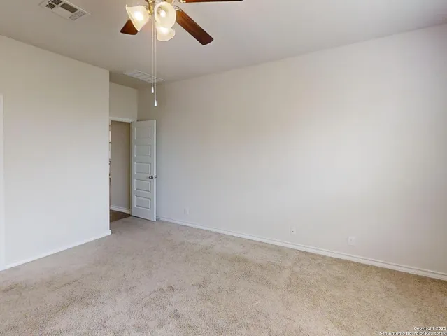 $2,600 | 602 Steele Shallows, Cibolo, TX 78108