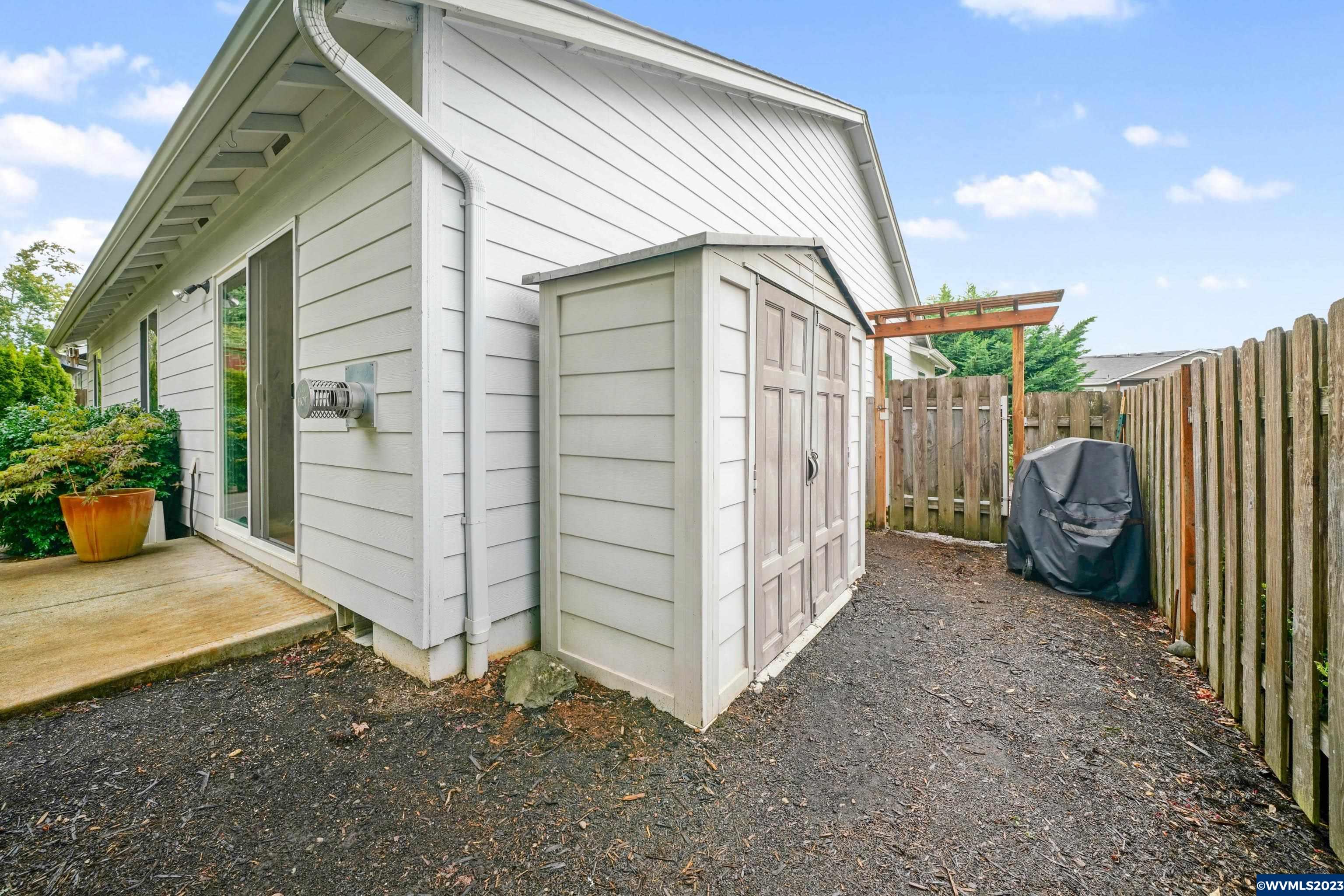 1669 Baxter Road Southeast Salem, OR 97306 - Photo 27 of 30 Gallery Image 27