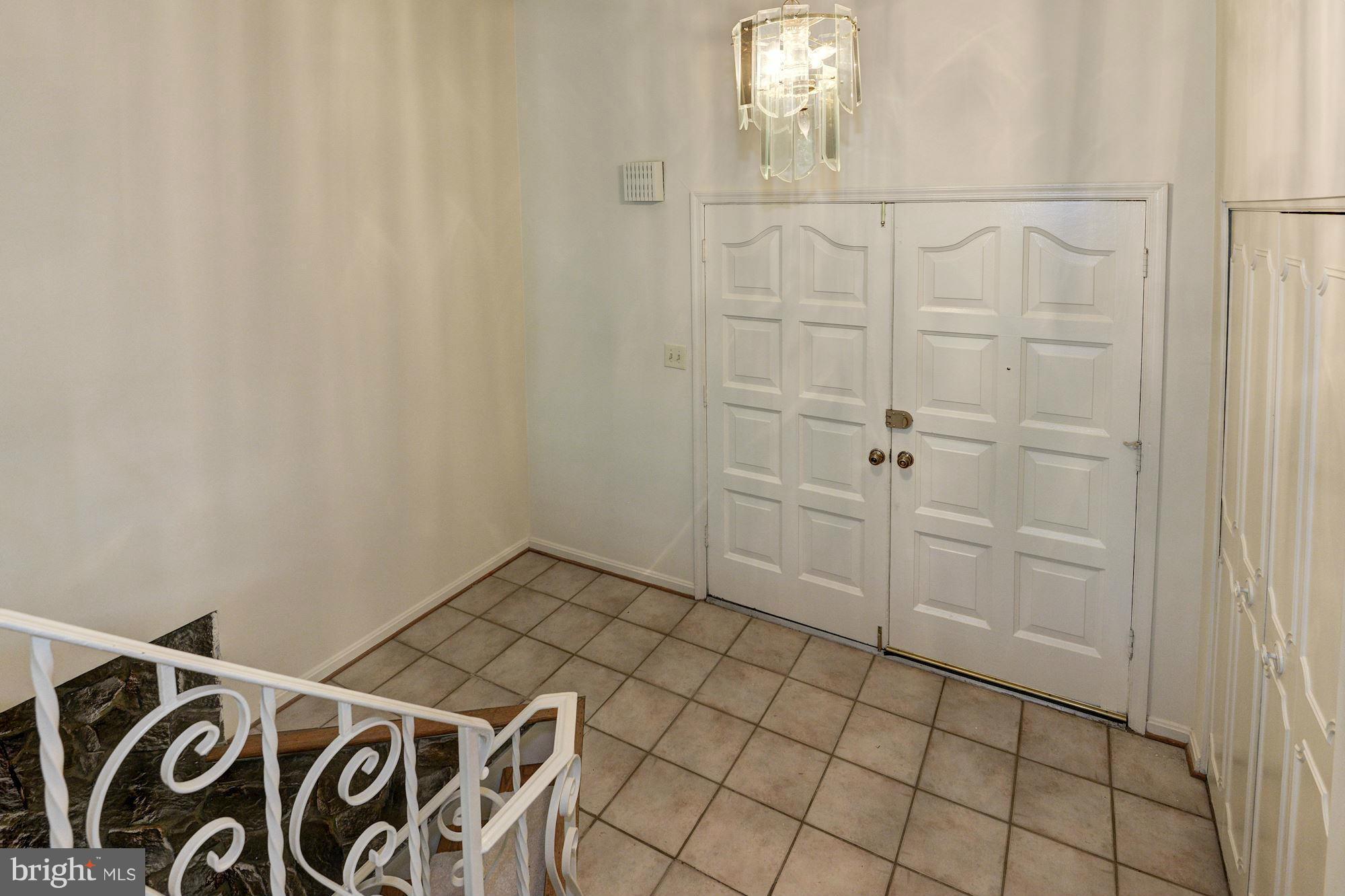 1305 Forestwood Drive McLean, VA 22101 - Photo 2 of 30 a view of a livingroom with wooden floor