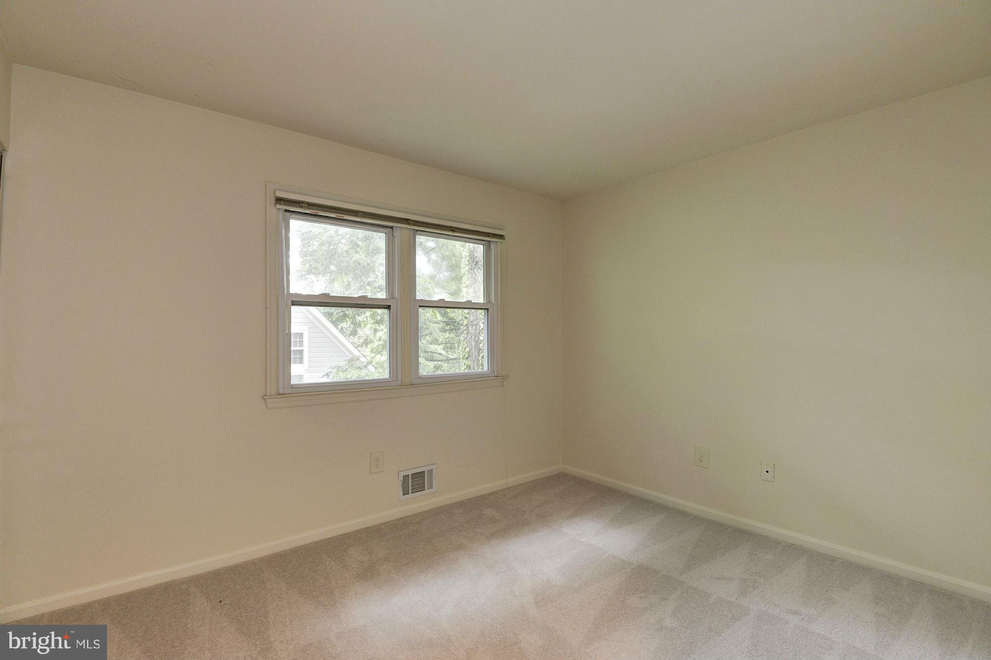 1305 Forestwood Drive McLean, VA 22101 - Photo 16 of 30 an empty room with a window