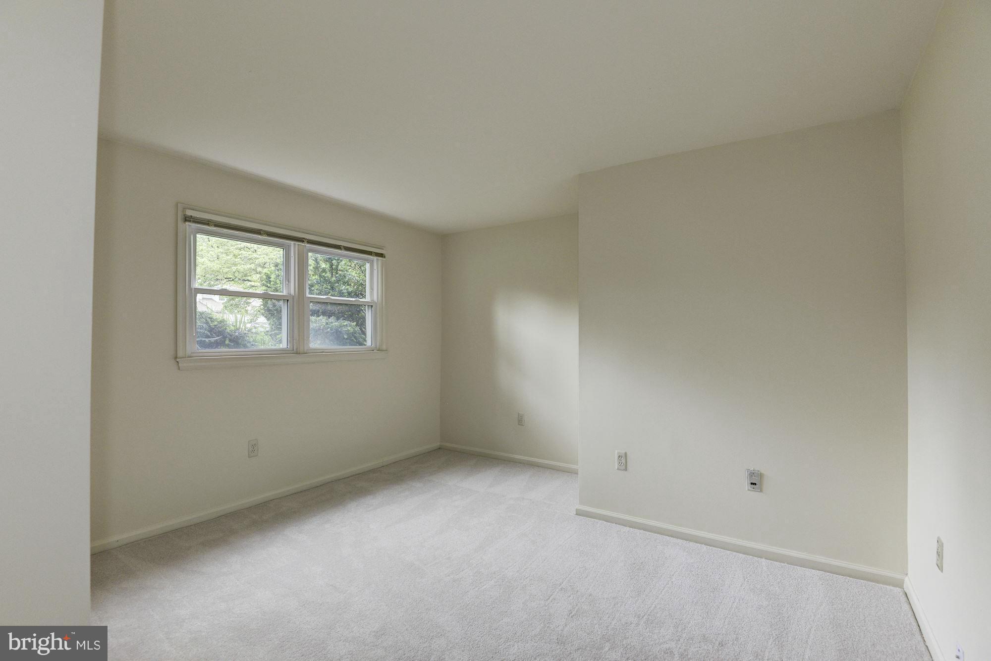 1305 Forestwood Drive McLean, VA 22101 - Photo 26 of 30 an empty room with a window