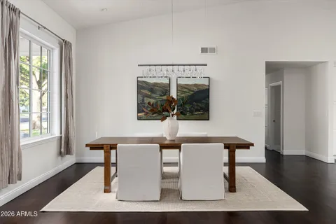 $1,998,900 | 5201 East Weldon Avenue, Phoenix, AZ 85018