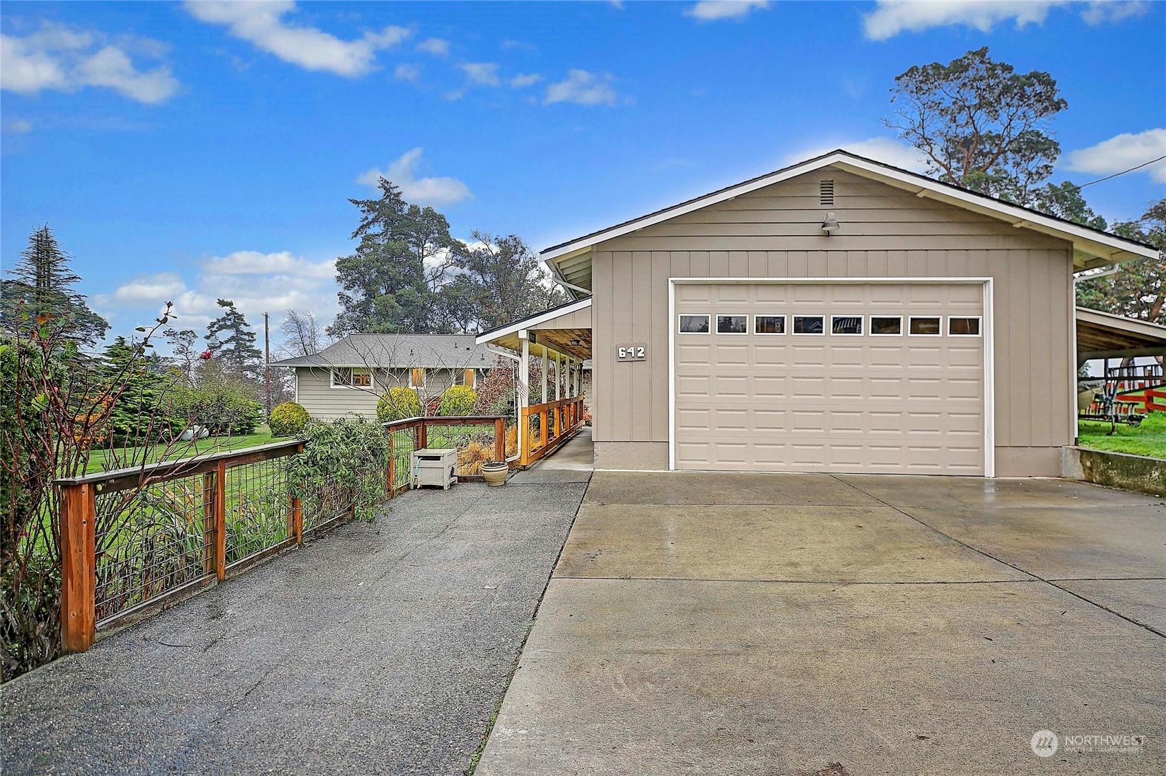 642 Moe Road Camano Island, WA 98282 - Photo 13 of 40 Gallery Image 13