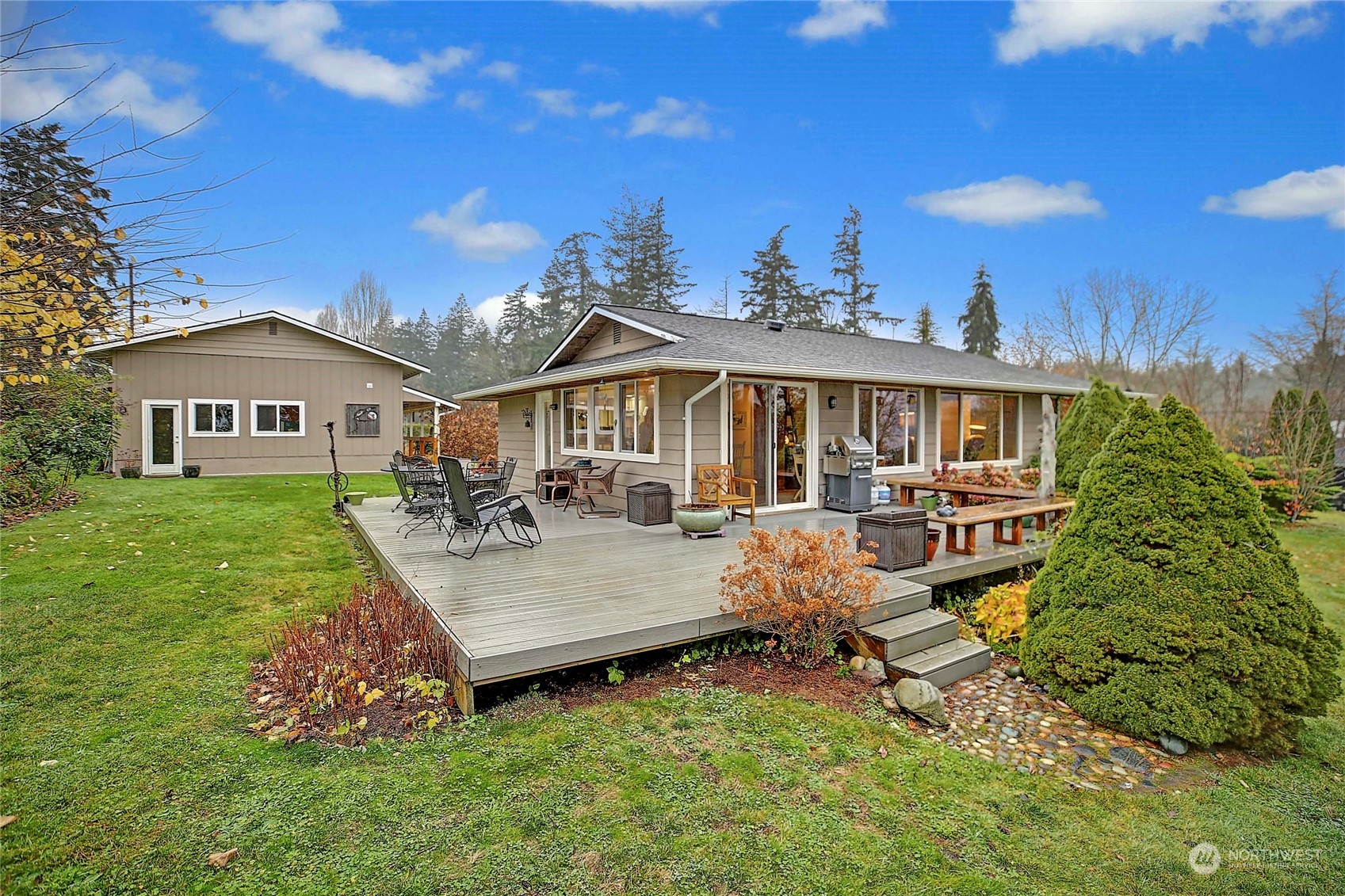 642 Moe Road Camano Island, WA 98282 - Photo 15 of 40 Gallery Image 15