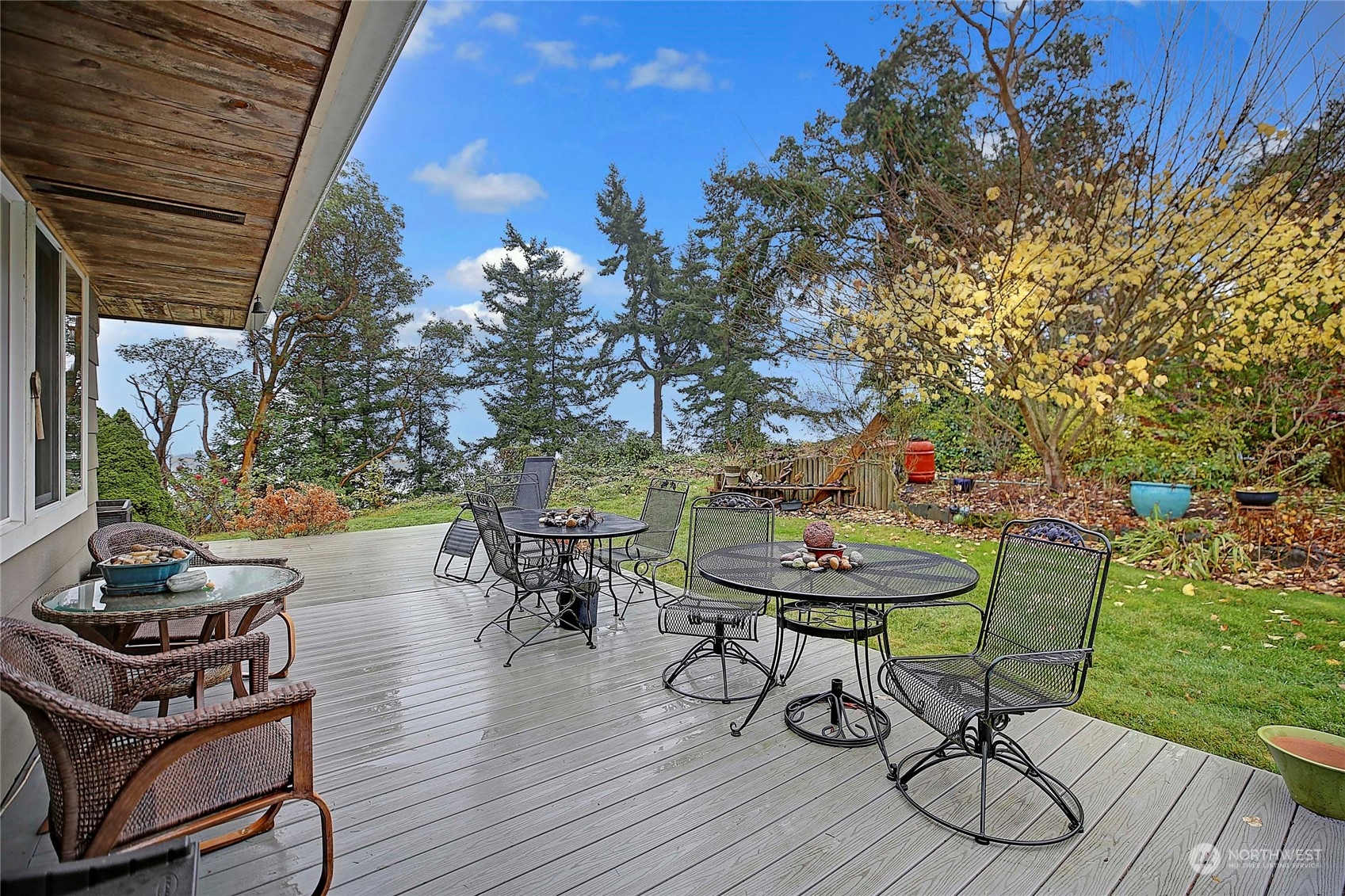 642 Moe Road Camano Island, WA 98282 - Photo 17 of 40 Gallery Image 17