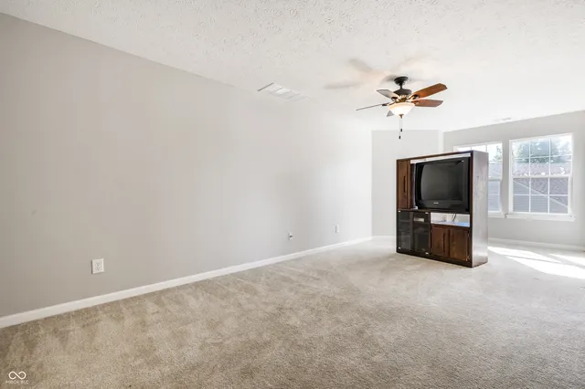 $330,000 | 1581 Dale Court, Greenfield, IN 46140