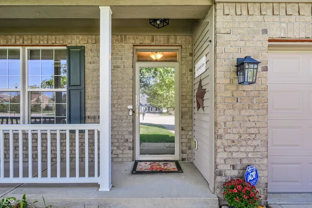 $330,000 | 1581 Dale Court, Greenfield, IN 46140