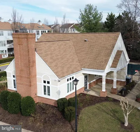 $1,990 | 9259 Cardinal Forest Lane, Unit 201, Lorton, VA 22079