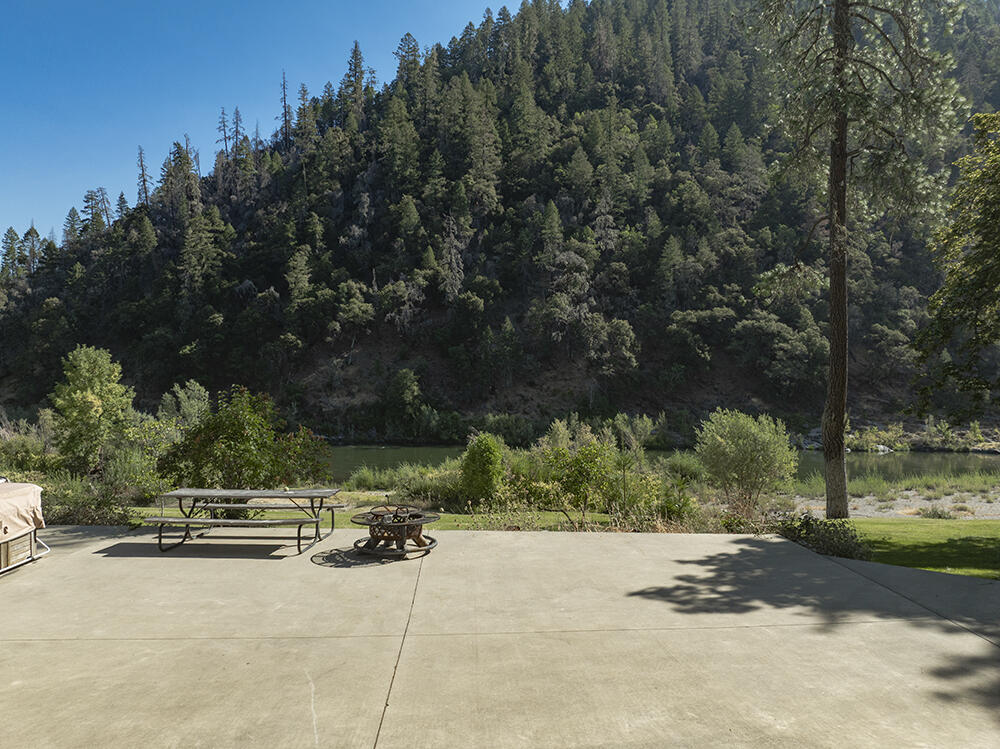 11926 Galice Road Merlin, OR 97532 - Photo 44 of 61 43