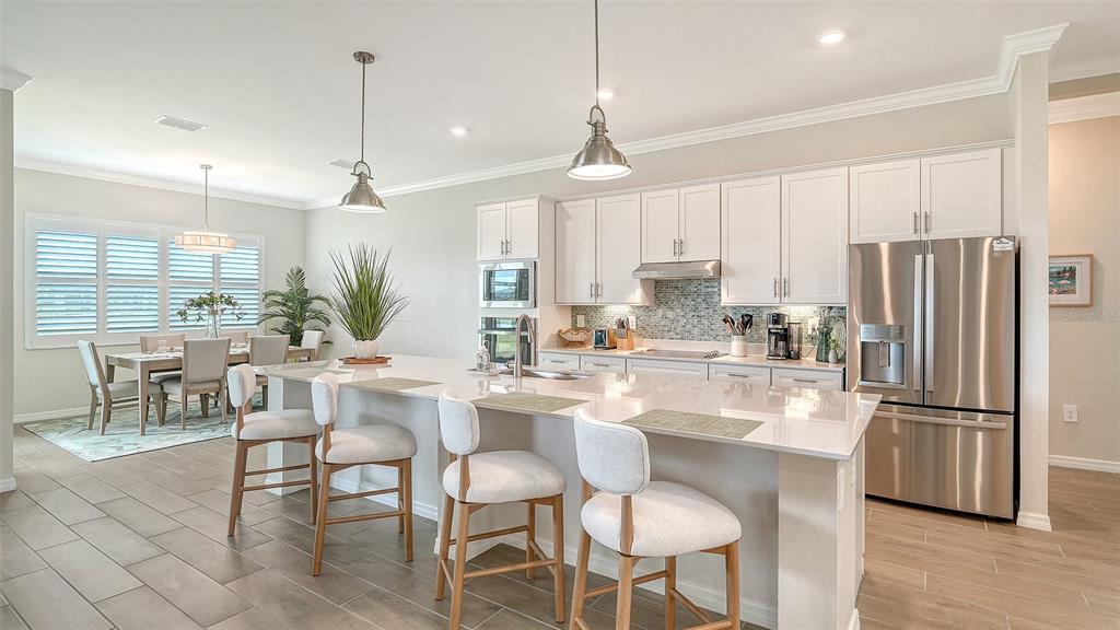17285 Albatross Road Venice, FL 34293 - Photo 11 of 91 Gallery Image 11