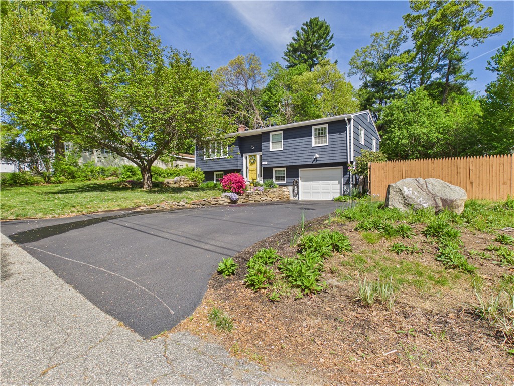 12 Elmonte Drive Coventry, RI 02816 - Photo 31 of 33