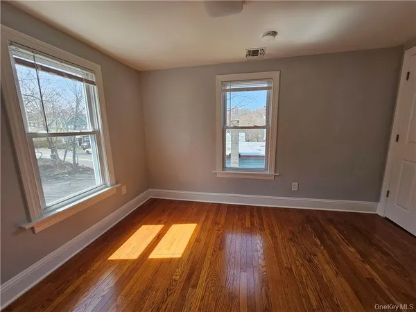 $2,395 | 95 Highway 59, Unit 2, Nyack, NY 10960