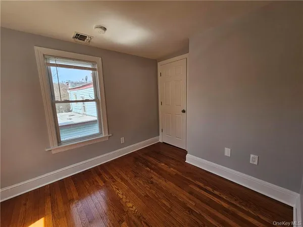 $2,395 | 95 Highway 59, Unit 2, Nyack, NY 10960