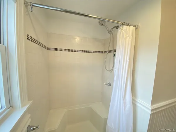 $2,395 | 95 Highway 59, Unit 2, Nyack, NY 10960