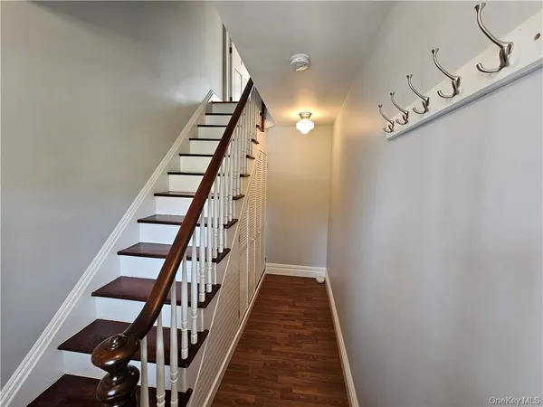 $2,395 | 95 Highway 59, Unit 2, Nyack, NY 10960