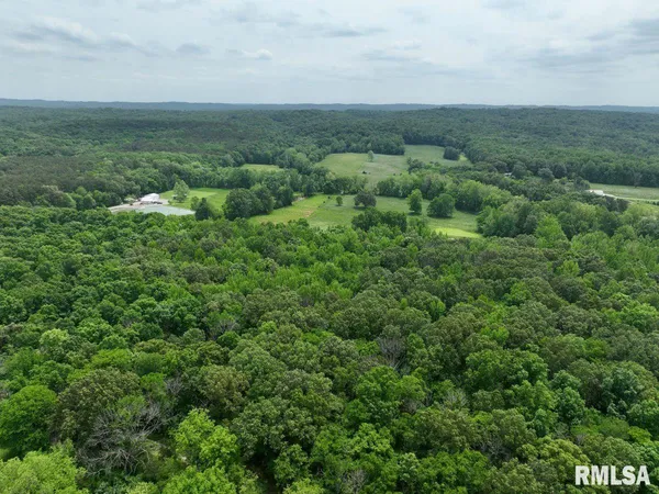 $39,970 | 2 Battleford Road, Stonefort, IL 62987