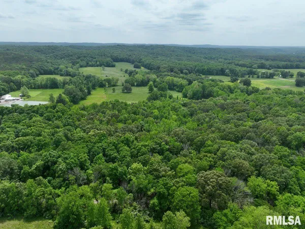 $39,970 | 2 Battleford Road, Stonefort, IL 62987