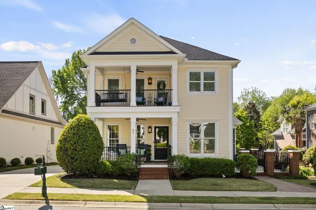 $685,000 | 21 Kershaw Court, Greenville, SC 29607