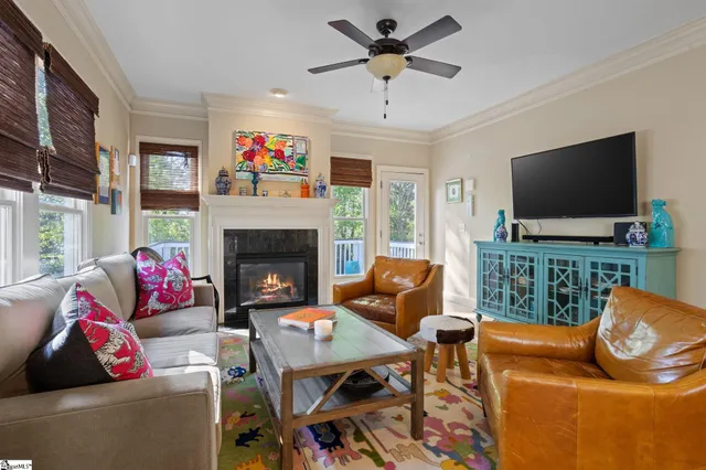 $685,000 | 21 Kershaw Court, Greenville, SC 29607