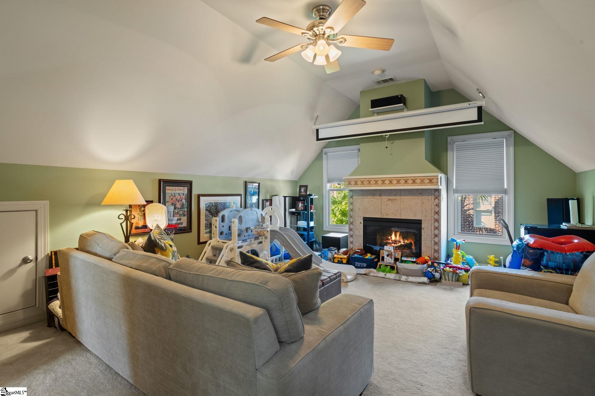 21 Kershaw Court Greenville, SC 29607 - Photo 36 of 48