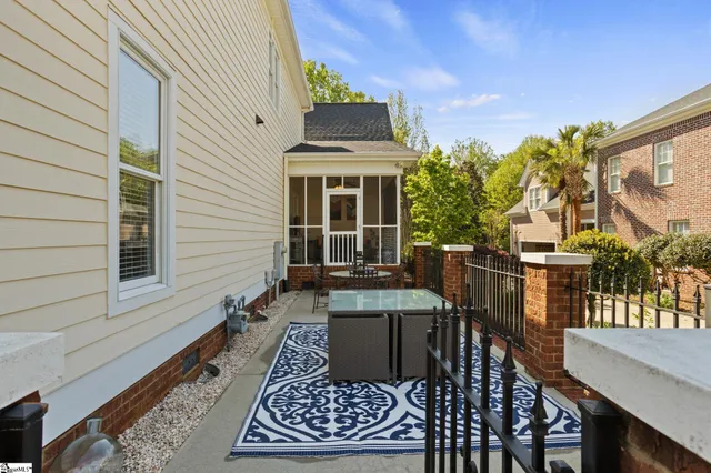 $685,000 | 21 Kershaw Court, Greenville, SC 29607