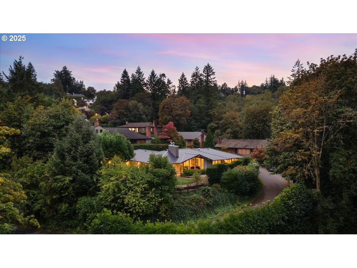2628 Southwest Patton Court Portland, OR 97201 - Photo 1 of 36 Gallery Image 1