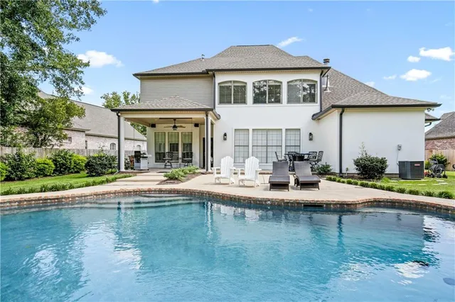 $959,500 | 235 Morningside Drive, Mandeville, LA 70448