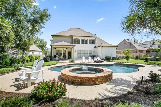 $959,500 | 235 Morningside Drive, Mandeville, LA 70448