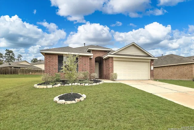 $349,990 | 5627 Mesquite Oaks Trail, Spring, TX 77389