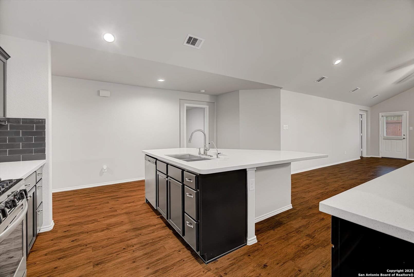 5627 Mesquite Oaks Trail Spring, TX 77389 - Photo 13 of 46