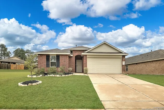 $349,990 | 5627 Mesquite Oaks Trail, Spring, TX 77389