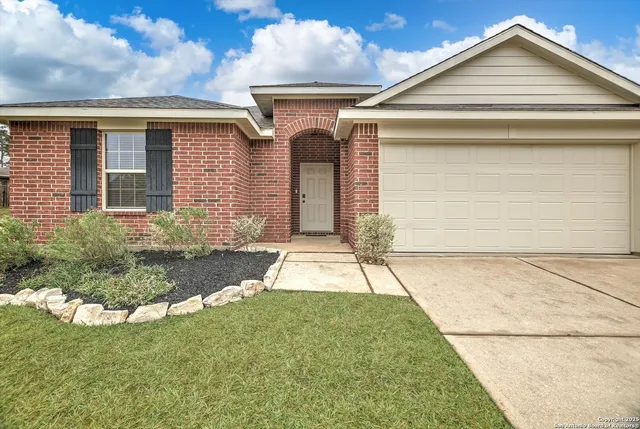 $349,990 | 5627 Mesquite Oaks Trail, Spring, TX 77389