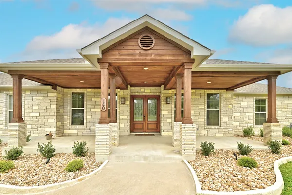 $669,000 | 140 Winchester Road, Bastrop, TX 78602