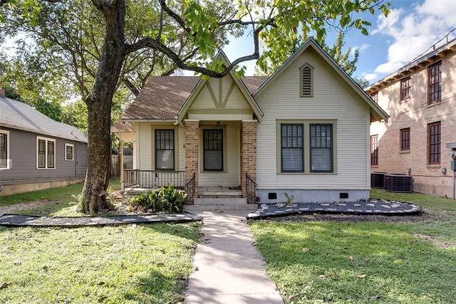 $850,000 | 3304 Harris Park Avenue, Austin, TX 78705