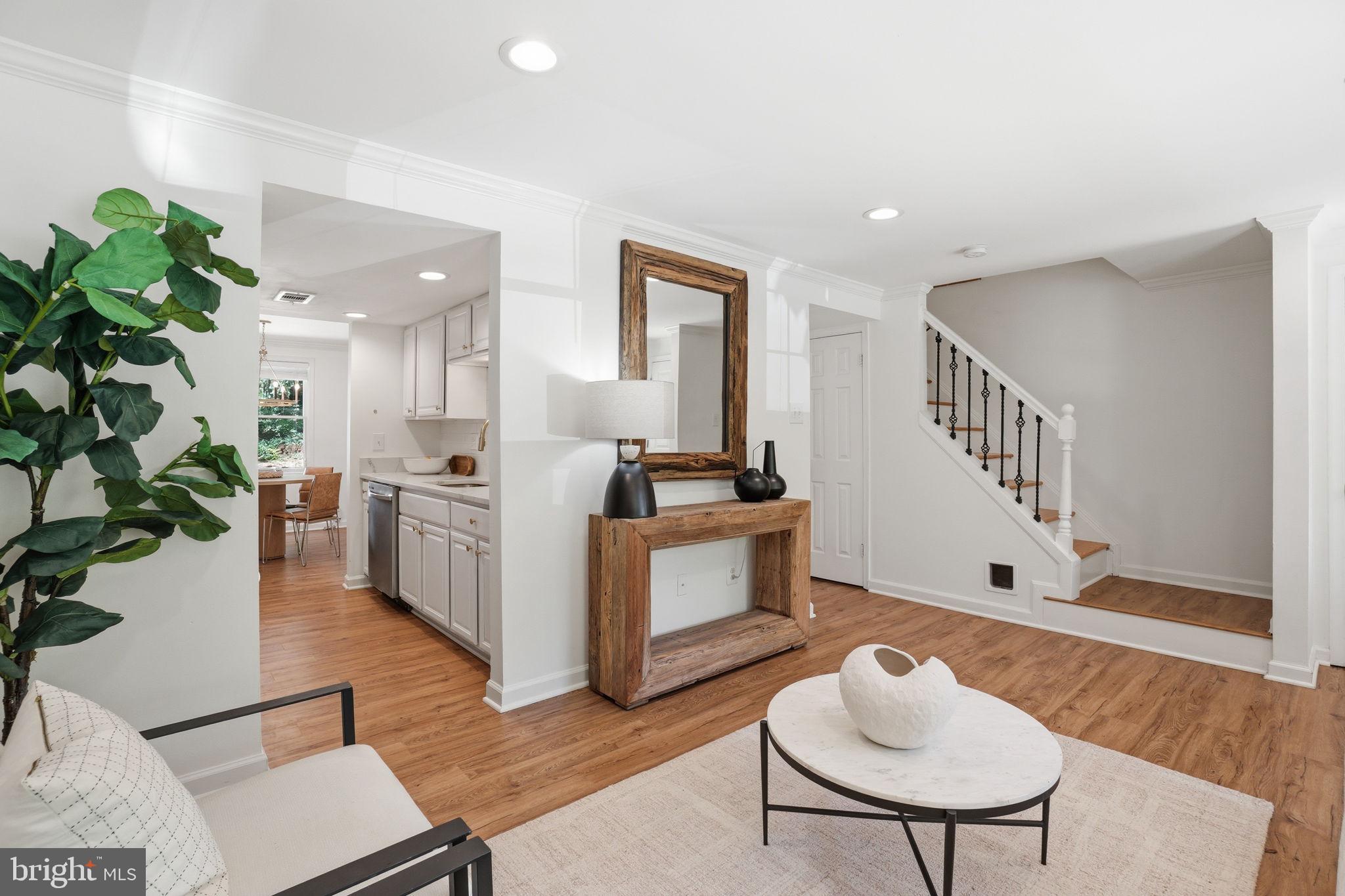 1579 Poplar Grove Drive Reston, VA 20194 - Photo 5 of 25