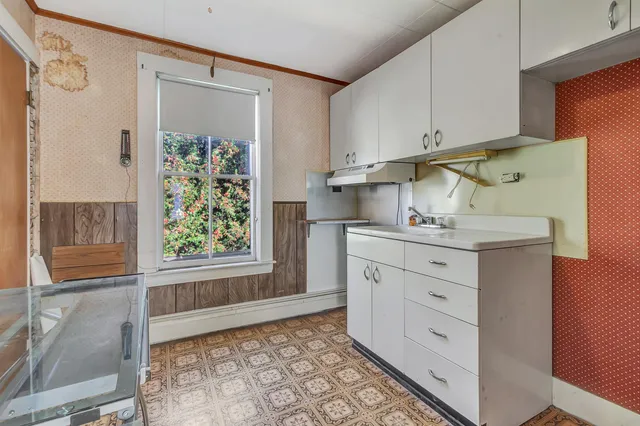 $235,000 | 22 East Washington Street, Rutland, VT 05701