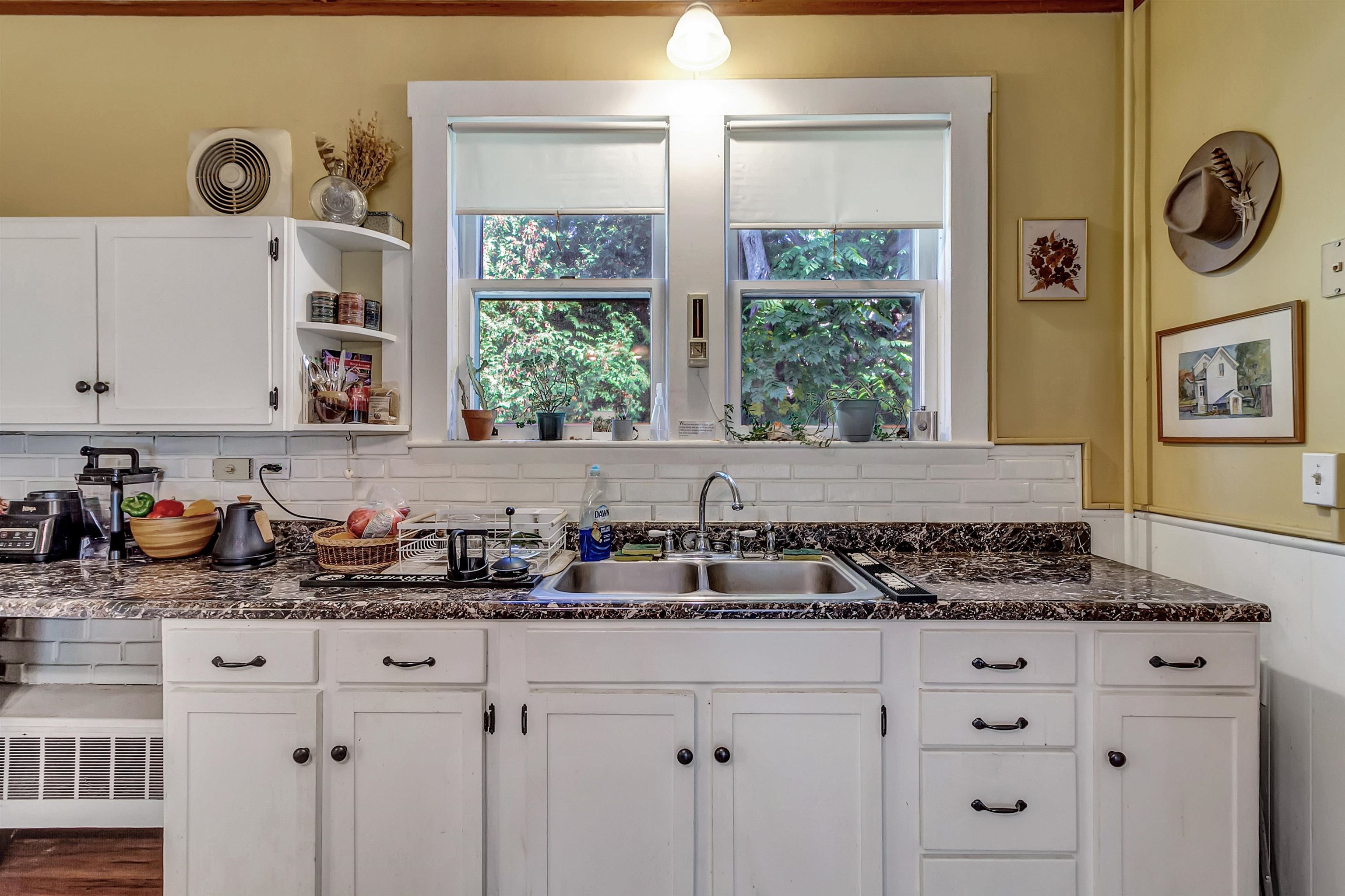 22 East Washington Street Rutland, VT 05701 - Photo 4 of 41