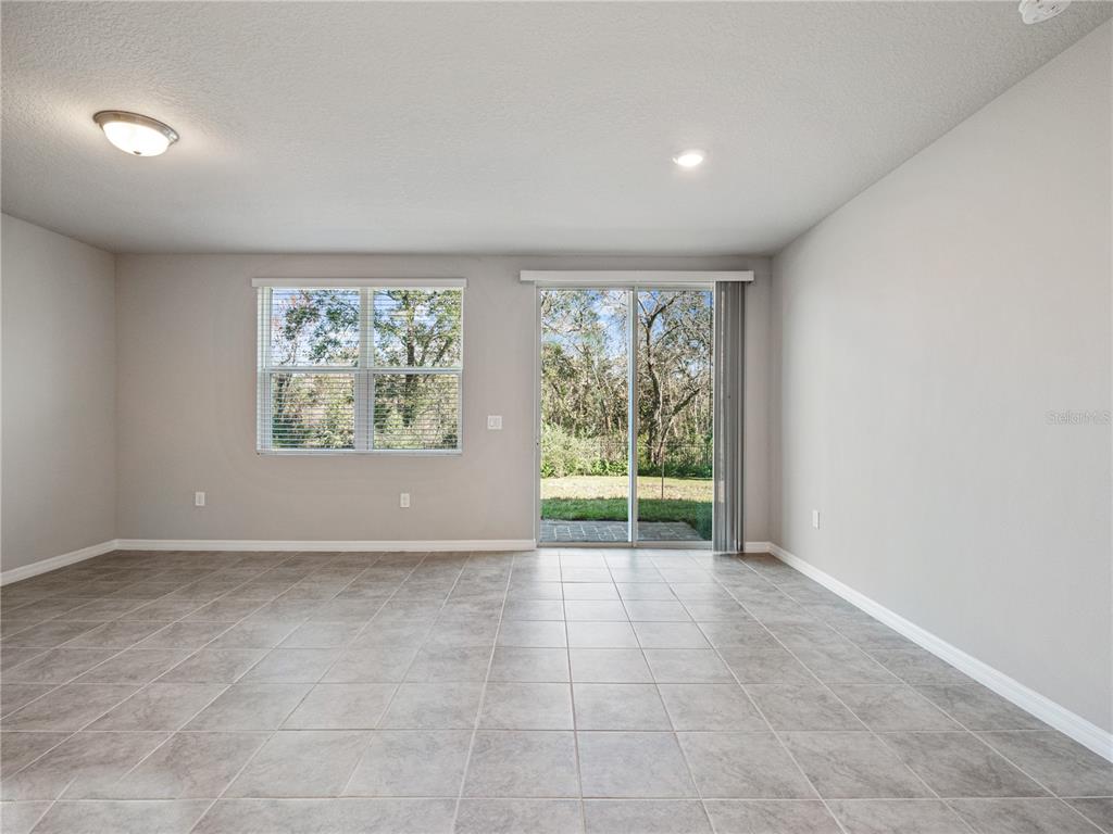 658 Legacy Loop Davenport, FL 33896 - Photo 2 of 26