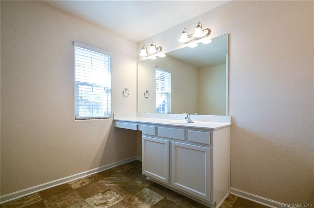 9713 Weikert Road Charlotte, NC 28215 - Photo 6 of 10 Gallery Image 6