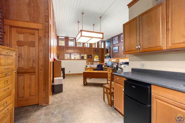 $289,000 | 110 West 5th Street, Holton, KS 66436