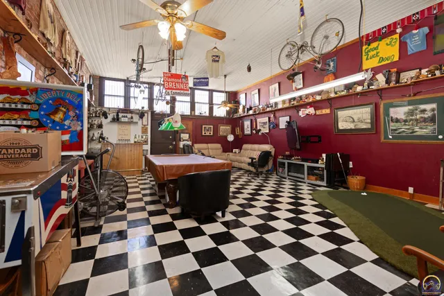 $289,000 | 110 West 5th Street, Holton, KS 66436