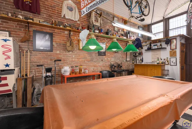 $289,000 | 110 West 5th Street, Holton, KS 66436