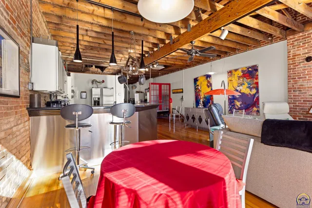 $289,000 | 110 West 5th Street, Holton, KS 66436