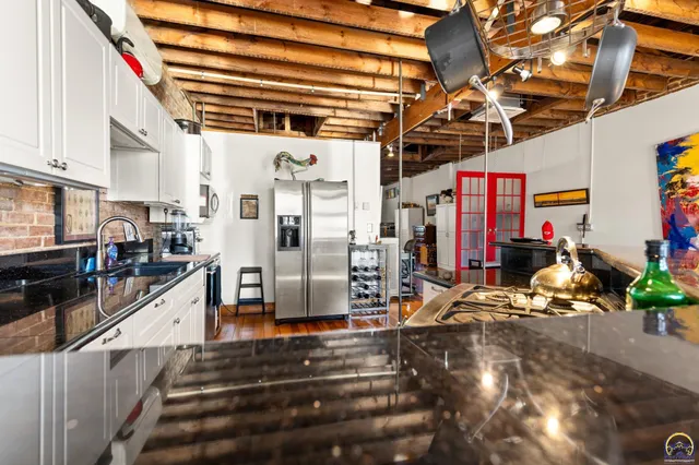 $289,000 | 110 West 5th Street, Holton, KS 66436