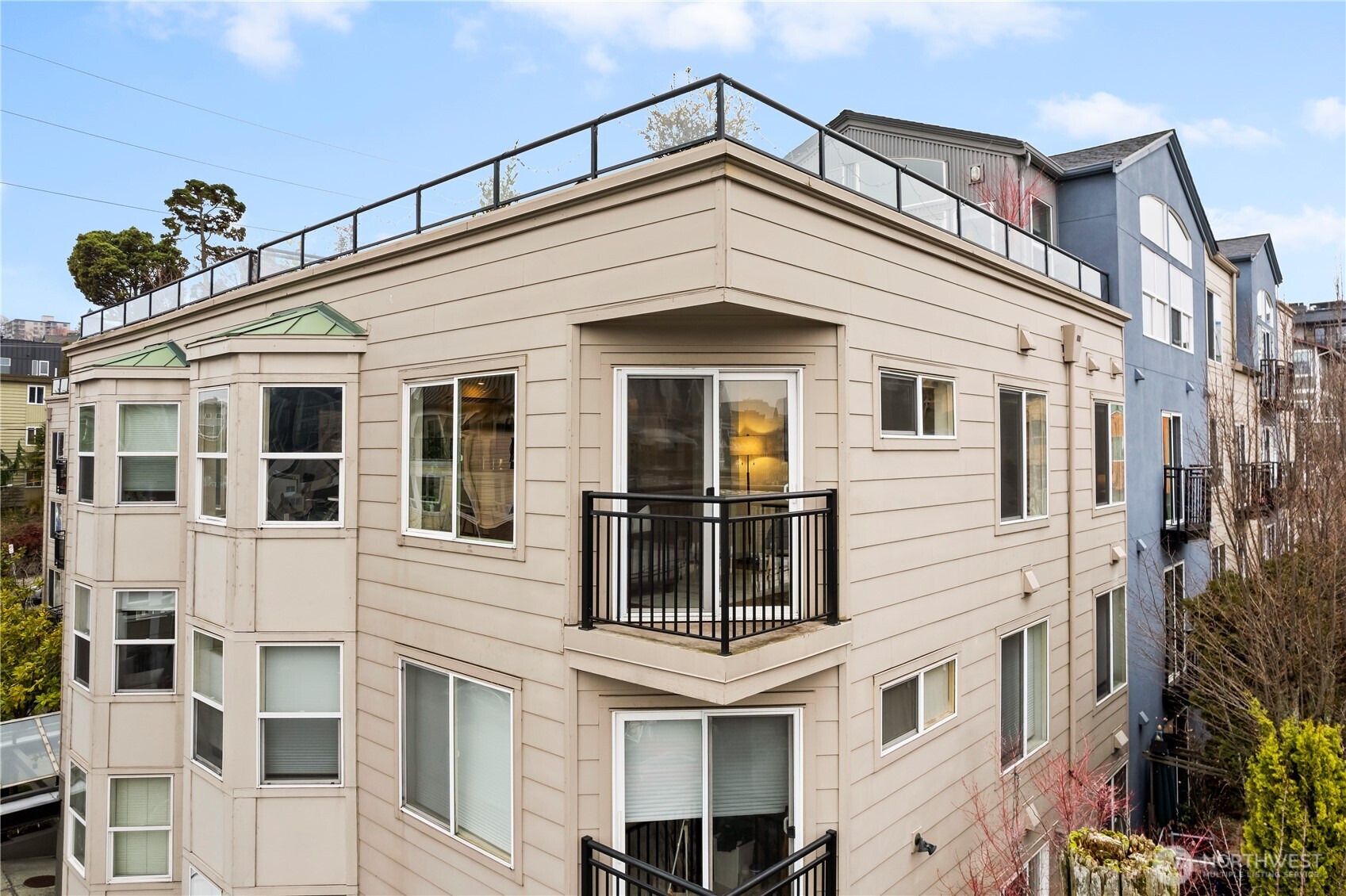 500 Aloha Street, Unit 308 Seattle, WA 98109 - Photo 20 of 23