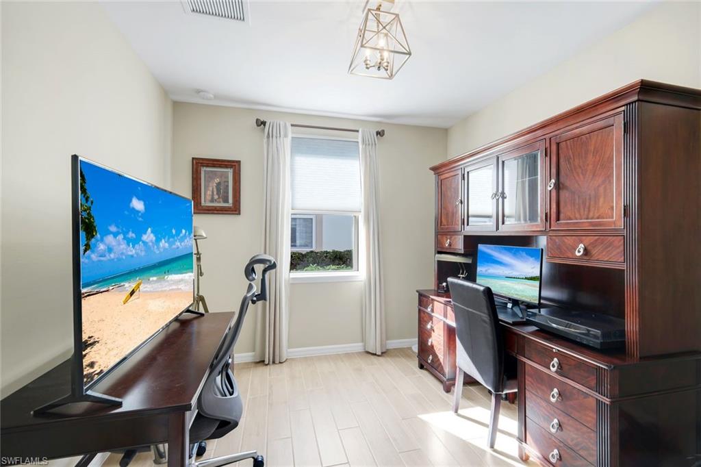 14883 Edgewater Circle Naples, FL 34114 - Photo 16 of 21