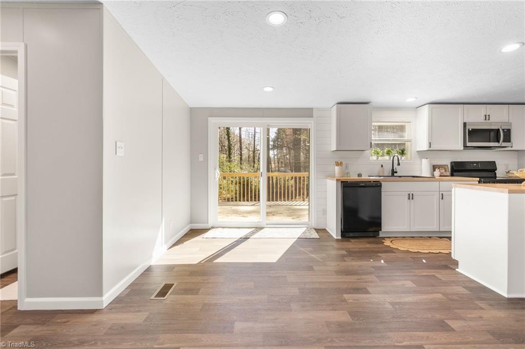 7761 Old 421 Road Liberty, NC 27298 - Photo 24 of 43