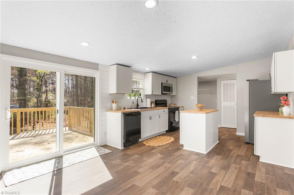 7761 Old 421 Road Liberty, NC 27298 - Photo 25 of 43