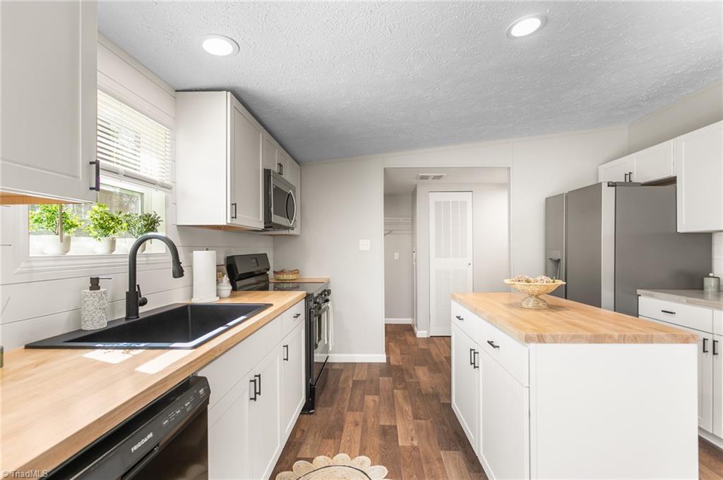 7761 Old 421 Road Liberty, NC 27298 - Photo 28 of 43